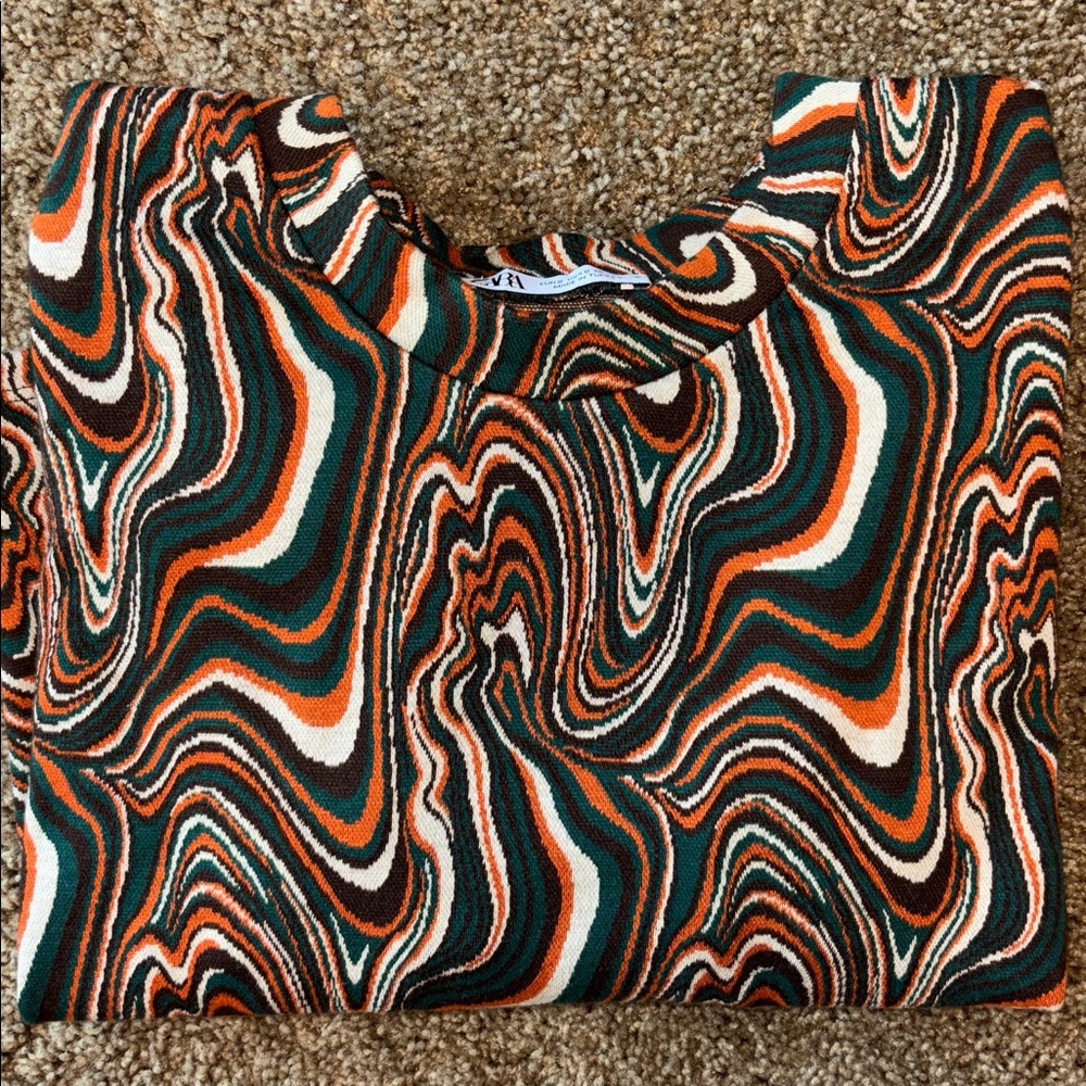 Zara Groovy Sweater - Picture 3 of 4